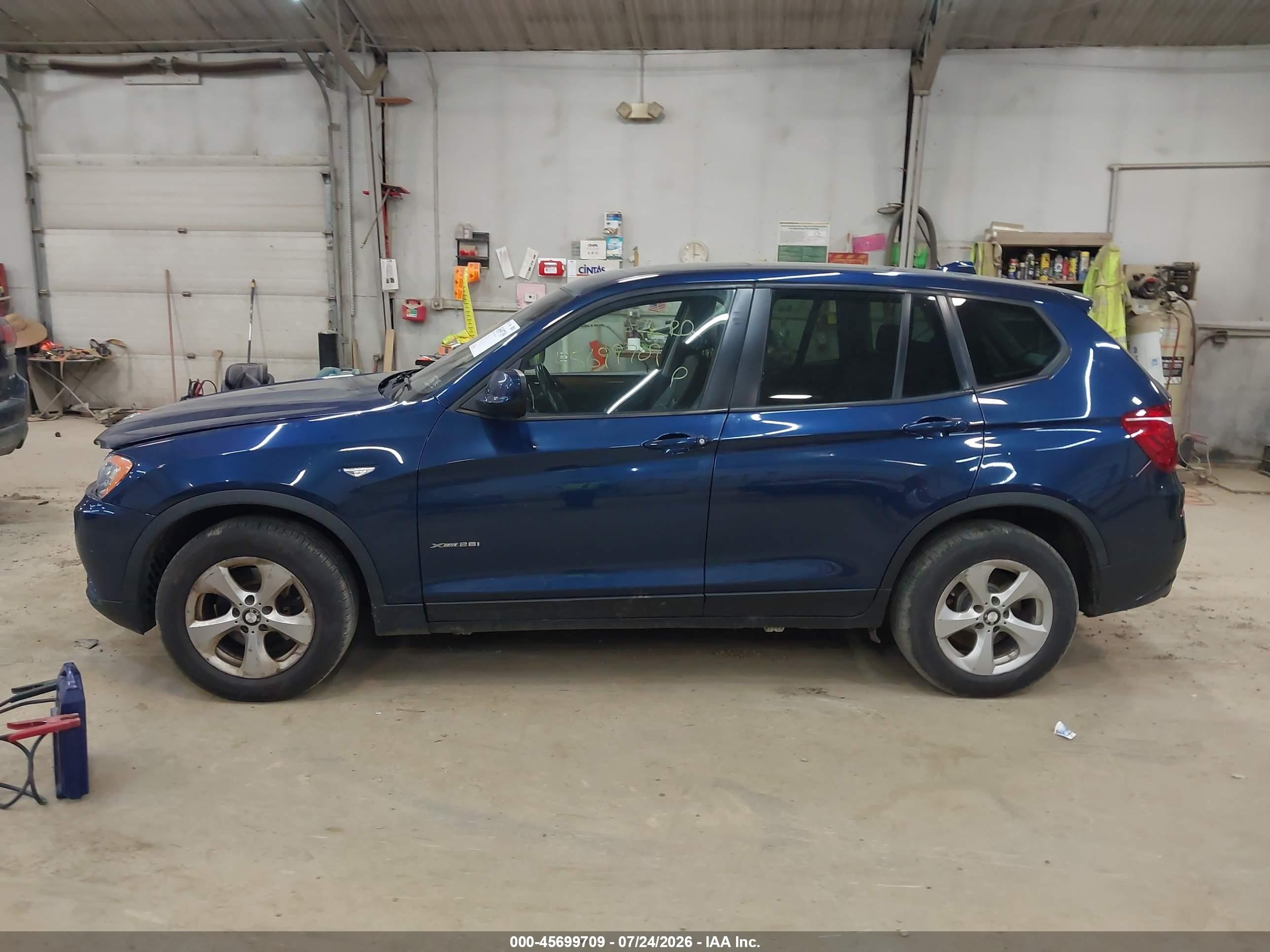 2012 Bmw X3 Xdrive28i Blue vin: 5UXWX5C52CL724896