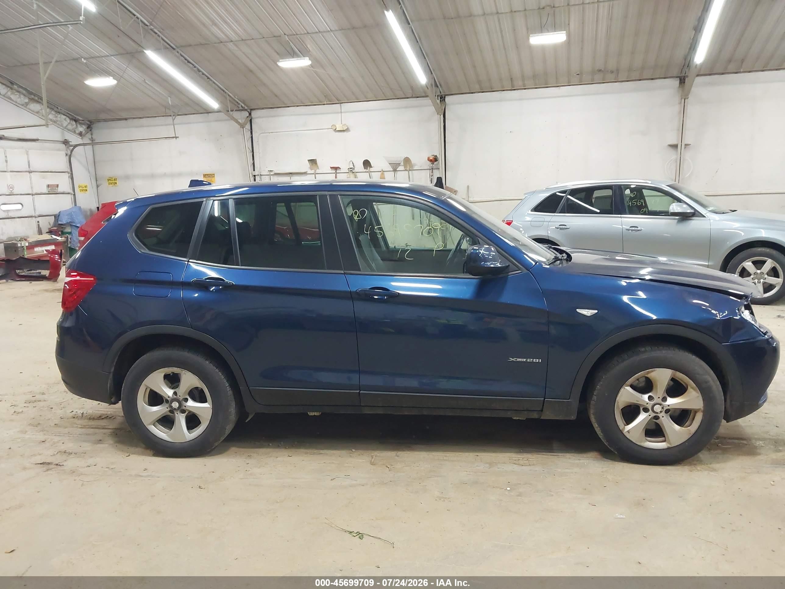 2012 Bmw X3 Xdrive28i Blue vin: 5UXWX5C52CL724896