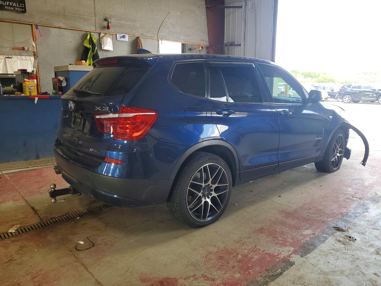 2011 Bmw X3 Xdrive28i Blue vin: 5UXWX5C53BL713999