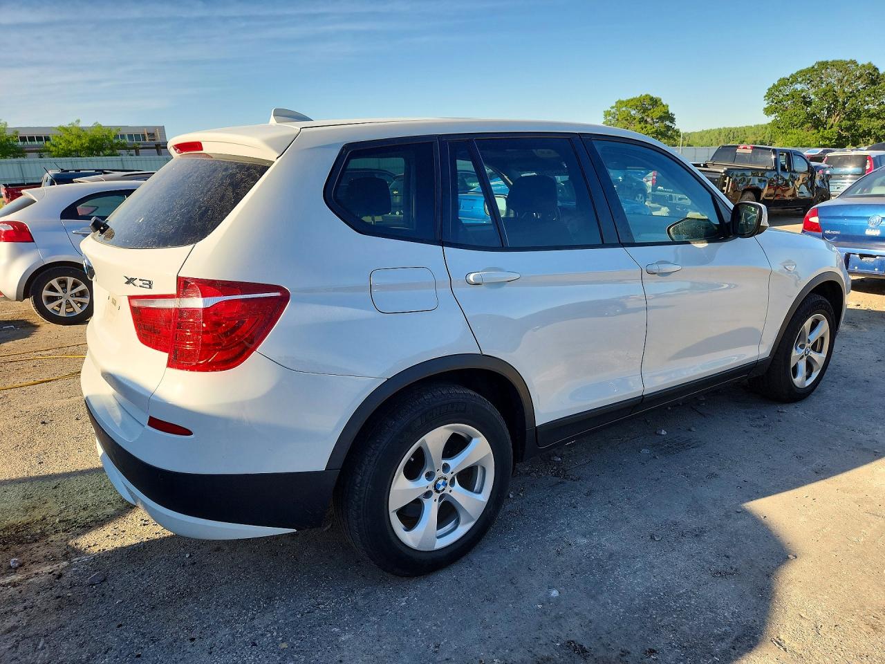 2011 Bmw X3 Xdrive28i White vin: 5UXWX5C54BL702932