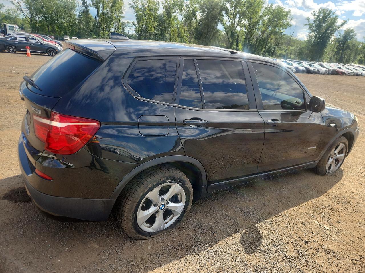 2011 Bmw X3 Xdrive28i Черный vin: 5UXWX5C54BL707211