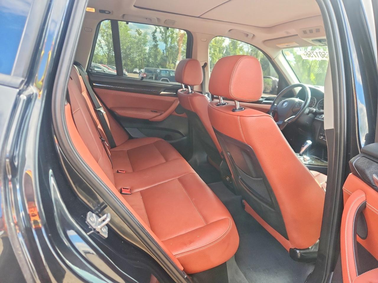 2011 Bmw X3 Xdrive28i Черный vin: 5UXWX5C54BL707211