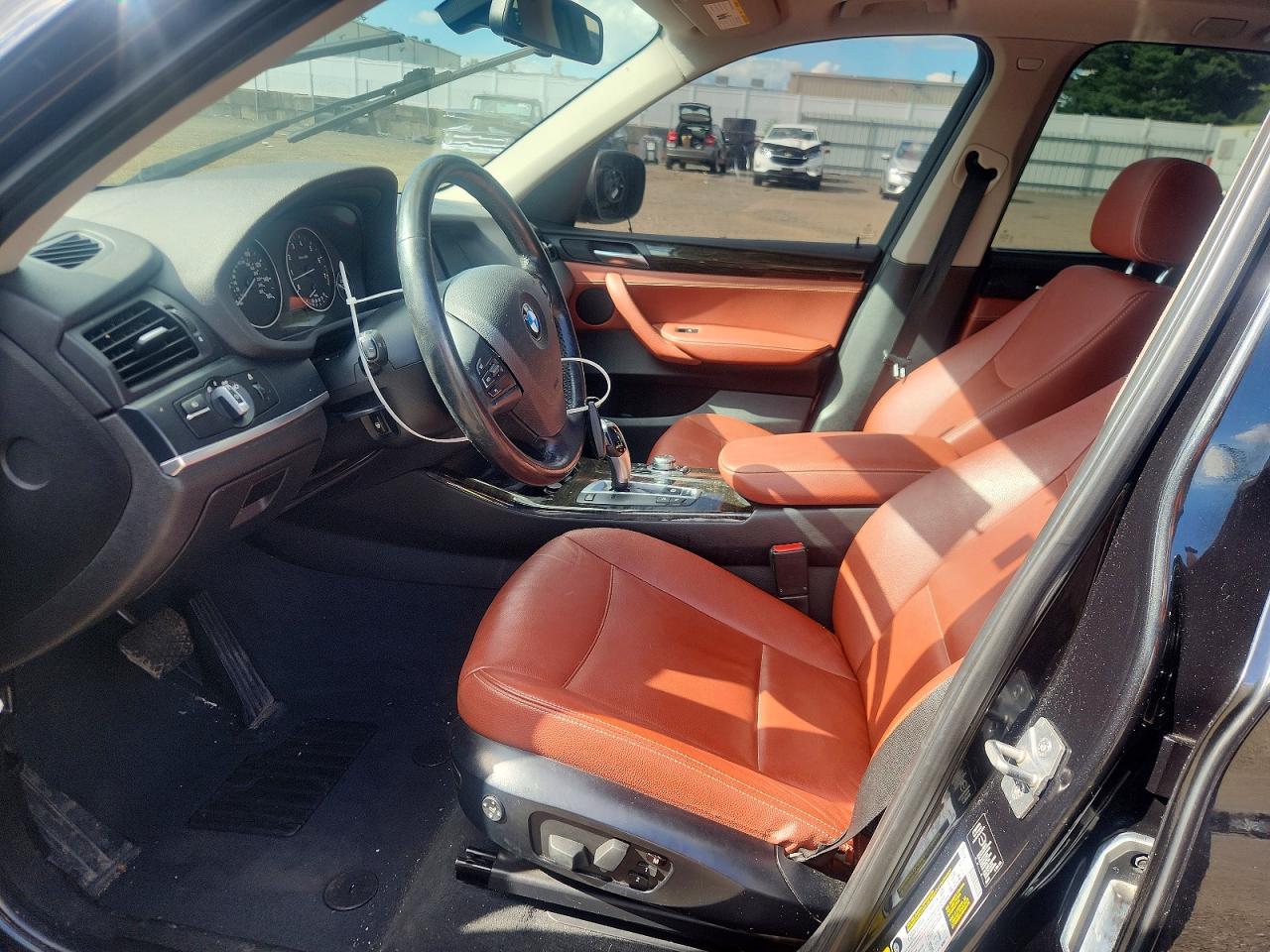 2011 Bmw X3 Xdrive28i Черный vin: 5UXWX5C54BL707211