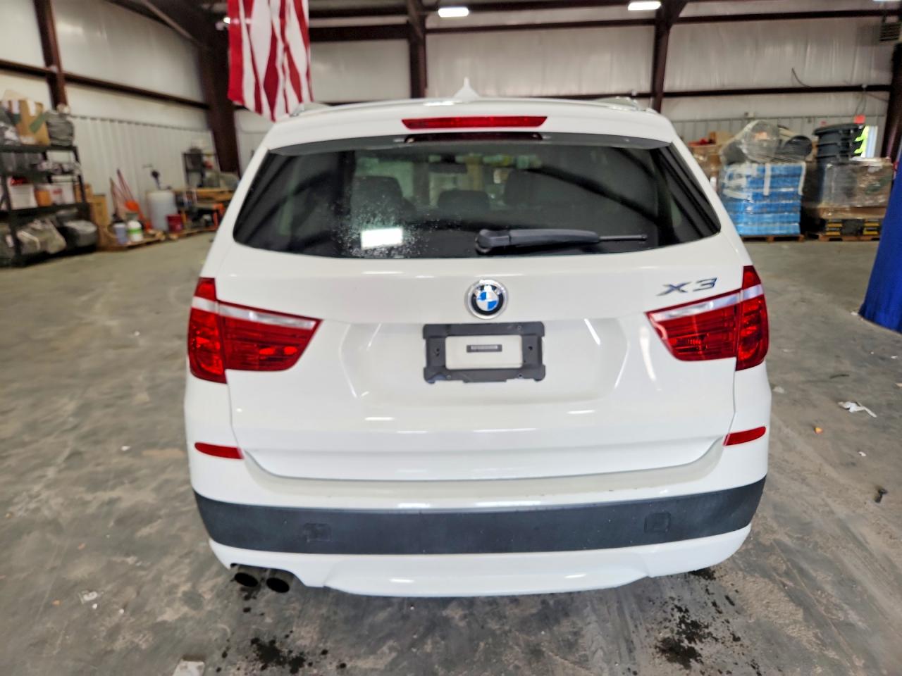 2012 Bmw X3 Xdrive28i Белый vin: 5UXWX5C54CL728142