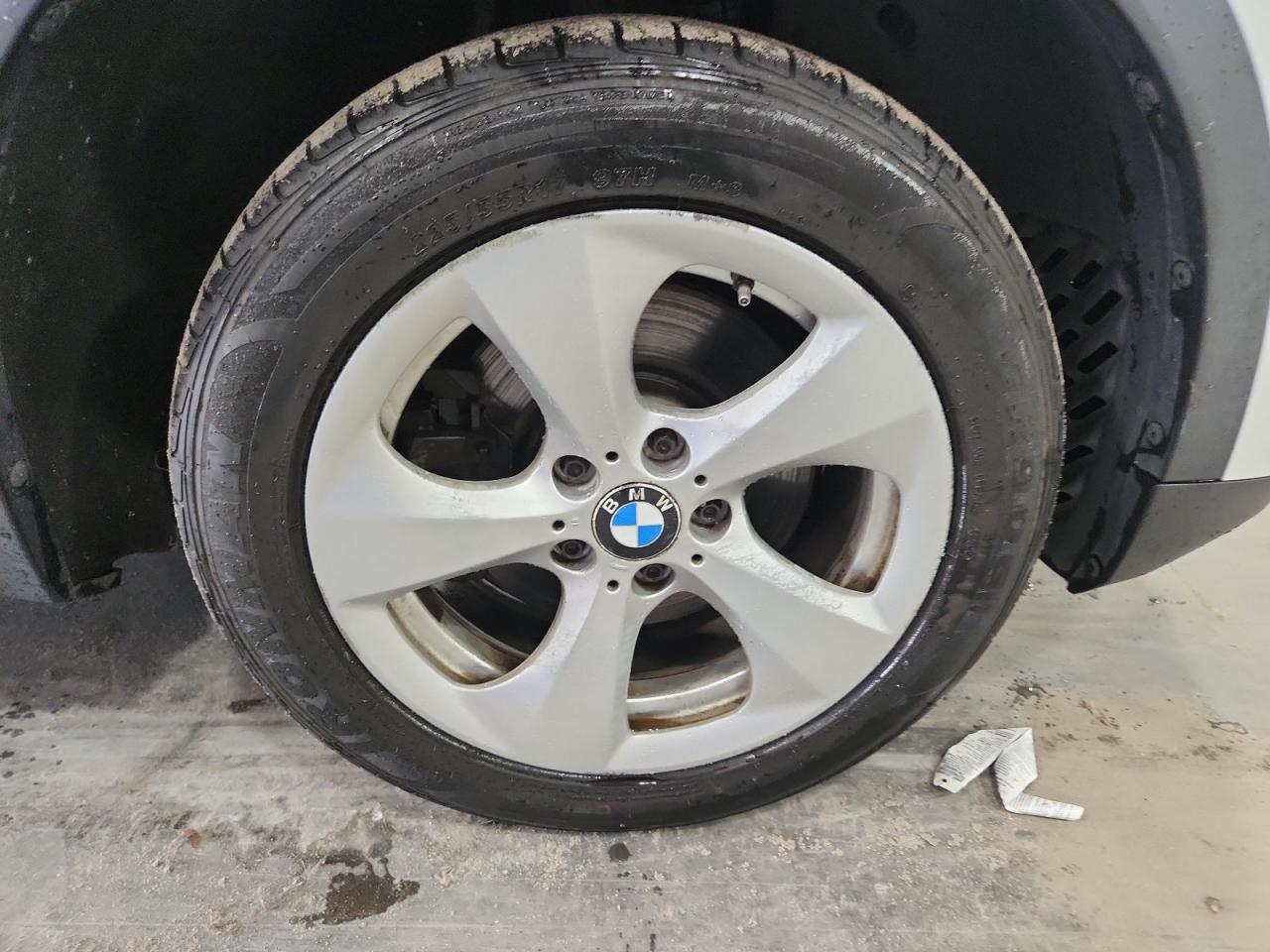 2012 Bmw X3 Xdrive28i Белый vin: 5UXWX5C54CL728142 Damage: Right Front Wheel, Curb Rash, 9 To 10 Inches