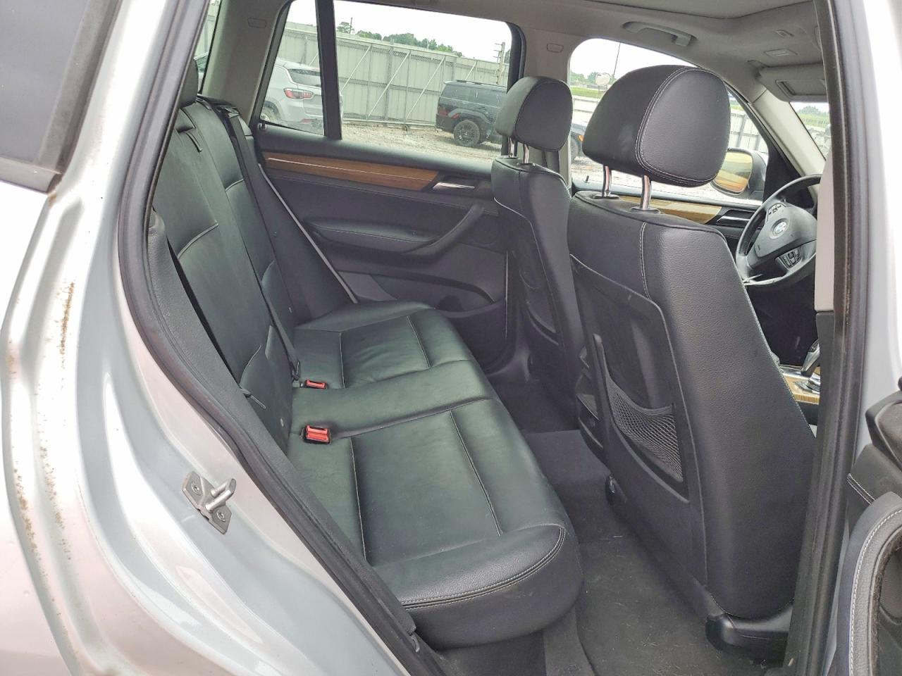 2011 Bmw X3 Xdrive28i Silver vin: 5UXWX5C55BL702518