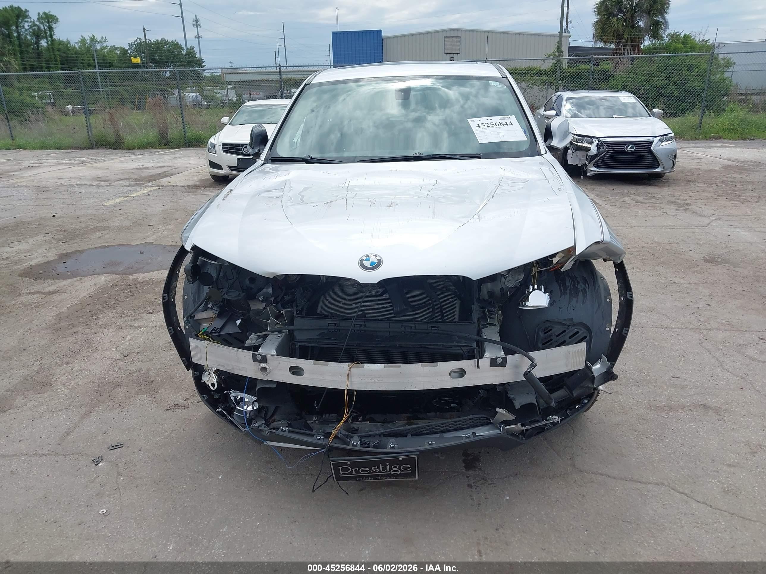 2011 Bmw X3 Xdrive28i Silver vin: 5UXWX5C55BL703068