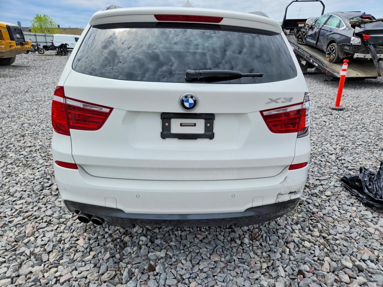 2012 Bmw X3 Xdrive28i White vin: 5UXWX5C55CL725346