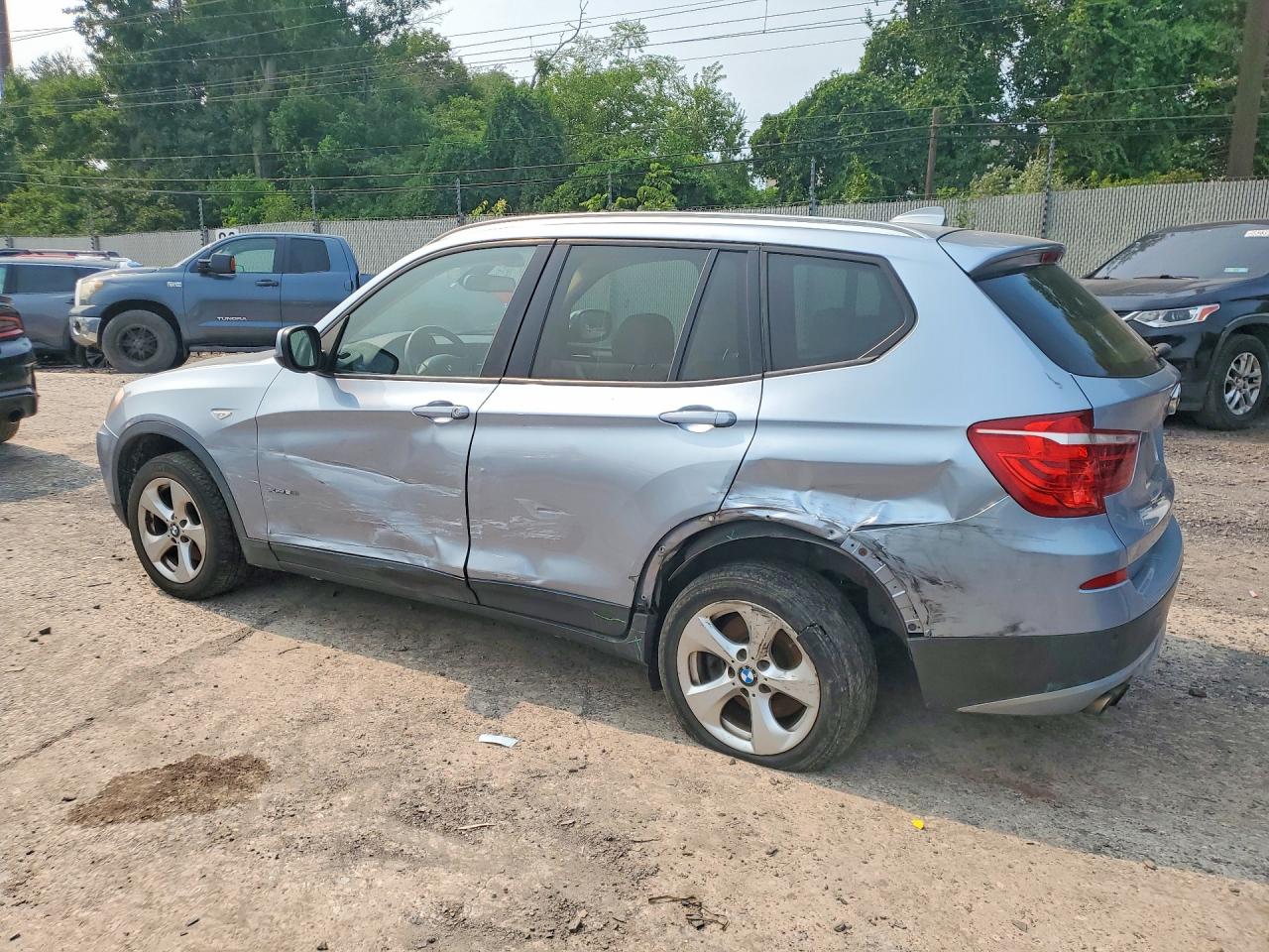2012 Bmw X3 Xdrive28i Blue vin: 5UXWX5C56CL727428