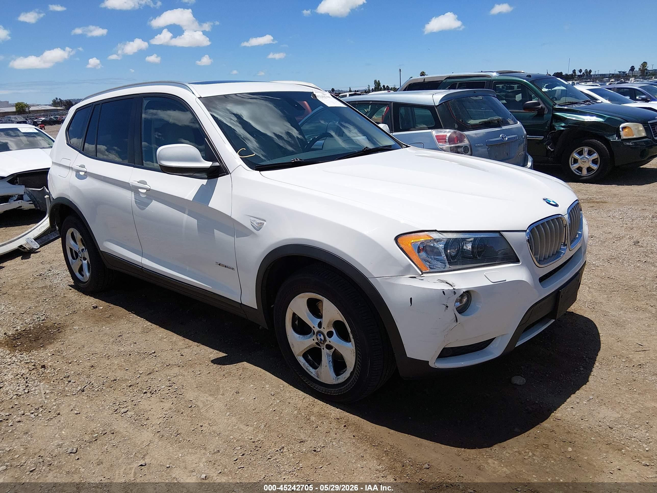 2011 Bmw X3 Xdrive28i White vin: 5UXWX5C57BL700706