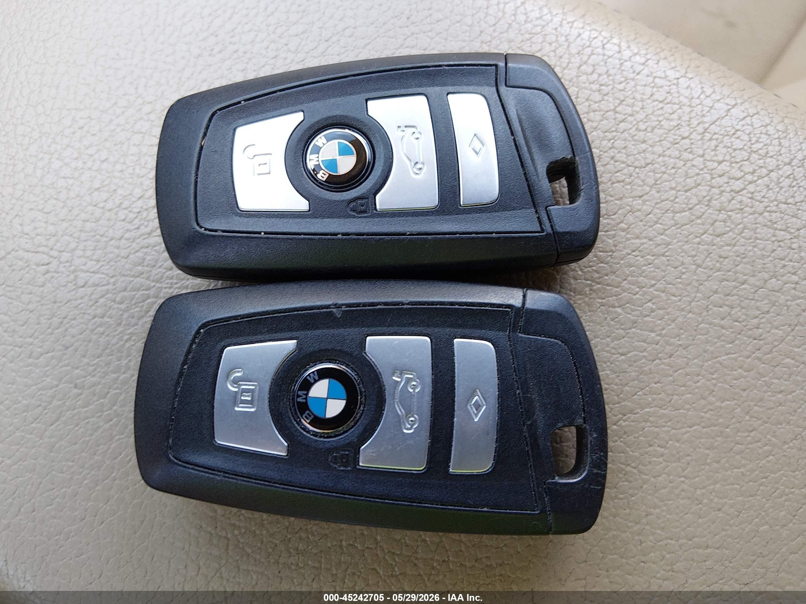 2011 Bmw X3 Xdrive28i Белый vin: 5UXWX5C57BL700706