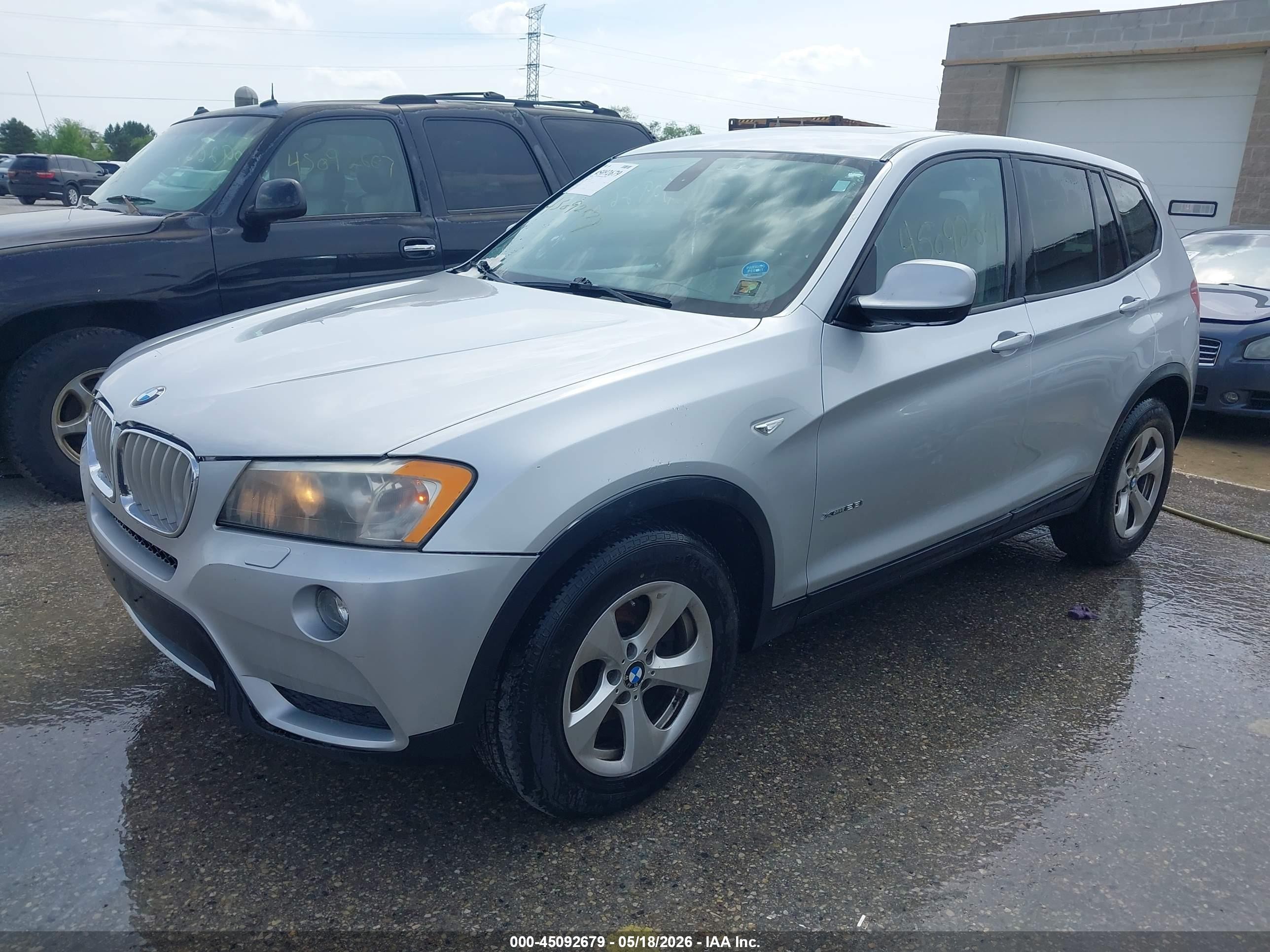 2011 Bmw X3 Xdrive28i Серебряный vin: 5UXWX5C58BL700357