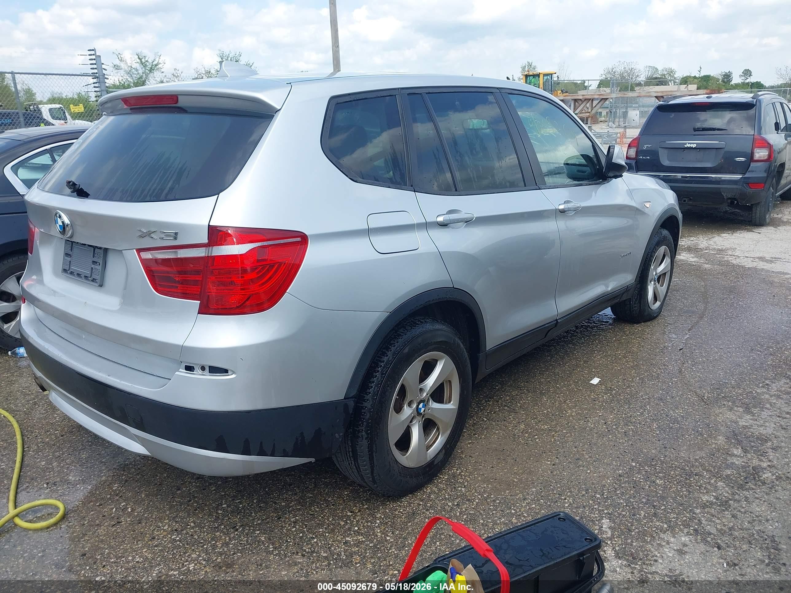 2011 Bmw X3 Xdrive28i Серебряный vin: 5UXWX5C58BL700357
