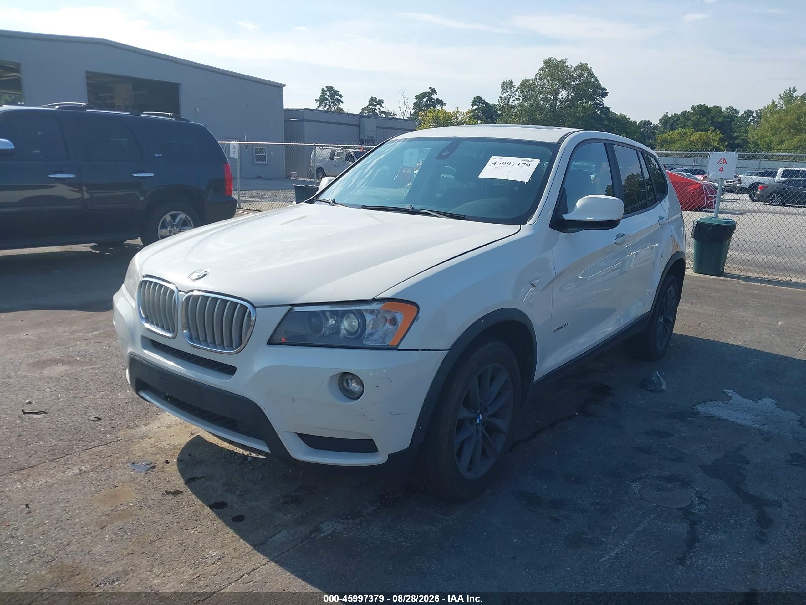 2011 Bmw X3 Xdrive28i White vin: 5UXWX5C58BLK59068