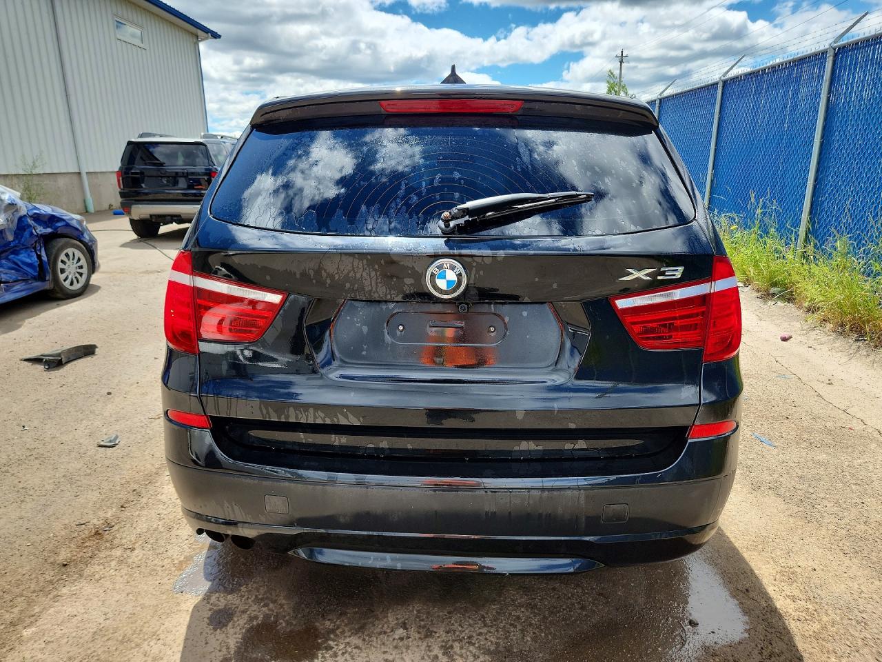 2011 Bmw X3 Xdrive28i Черный vin: 5UXWX5C58BLW13719
