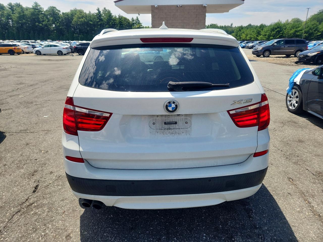 2011 Bmw X3 Xdrive28i White vin: 5UXWX5C59BL701212