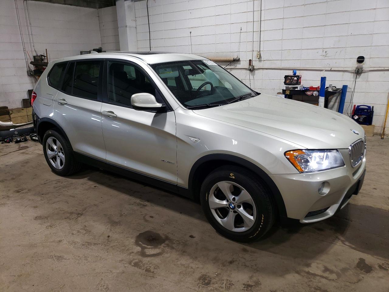 2011 Bmw X3 Xdrive28i Beige vin: 5UXWX5C59BL708841