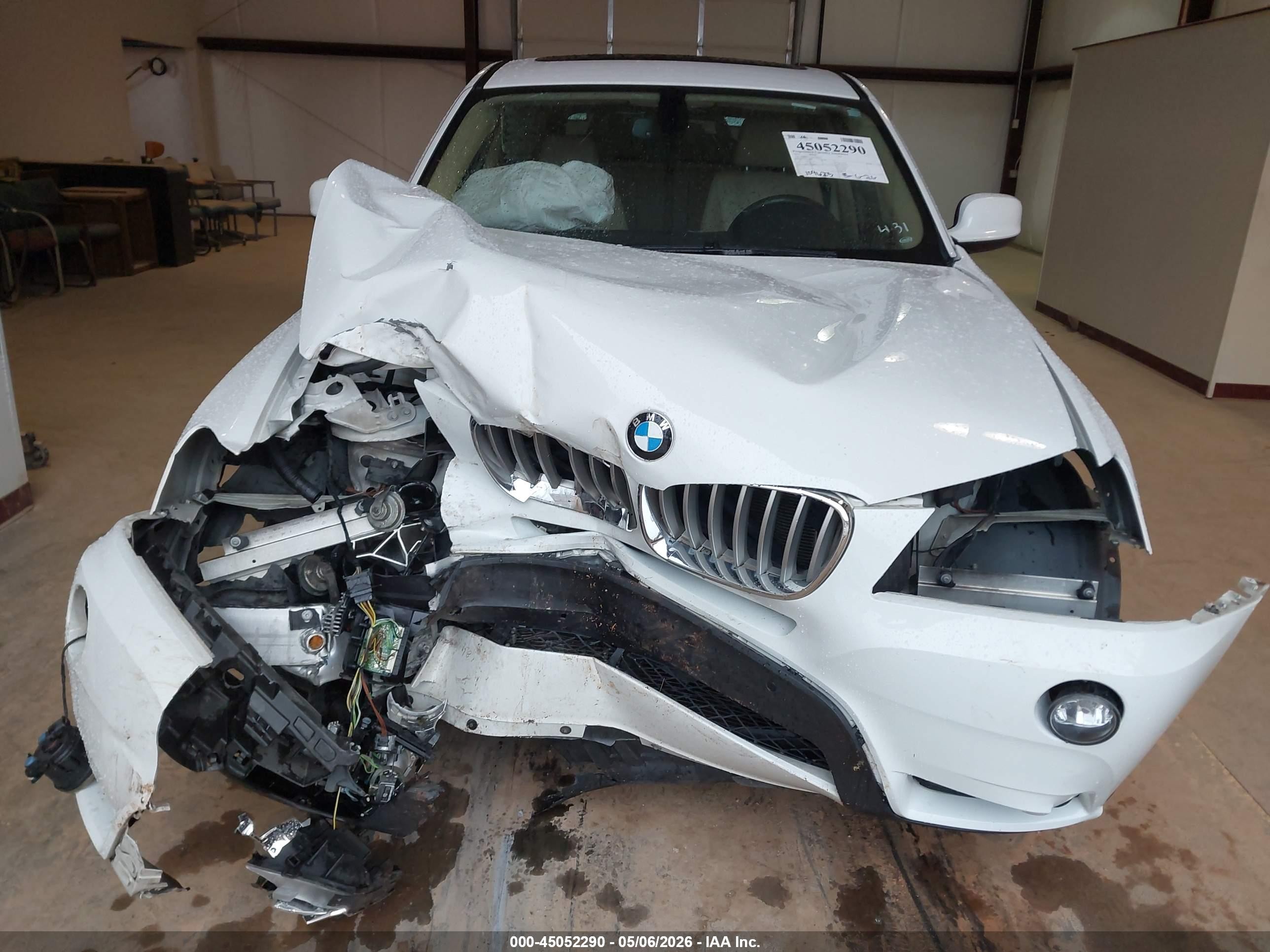 2012 Bmw X3 Xdrive28i White vin: 5UXWX5C59CL724670