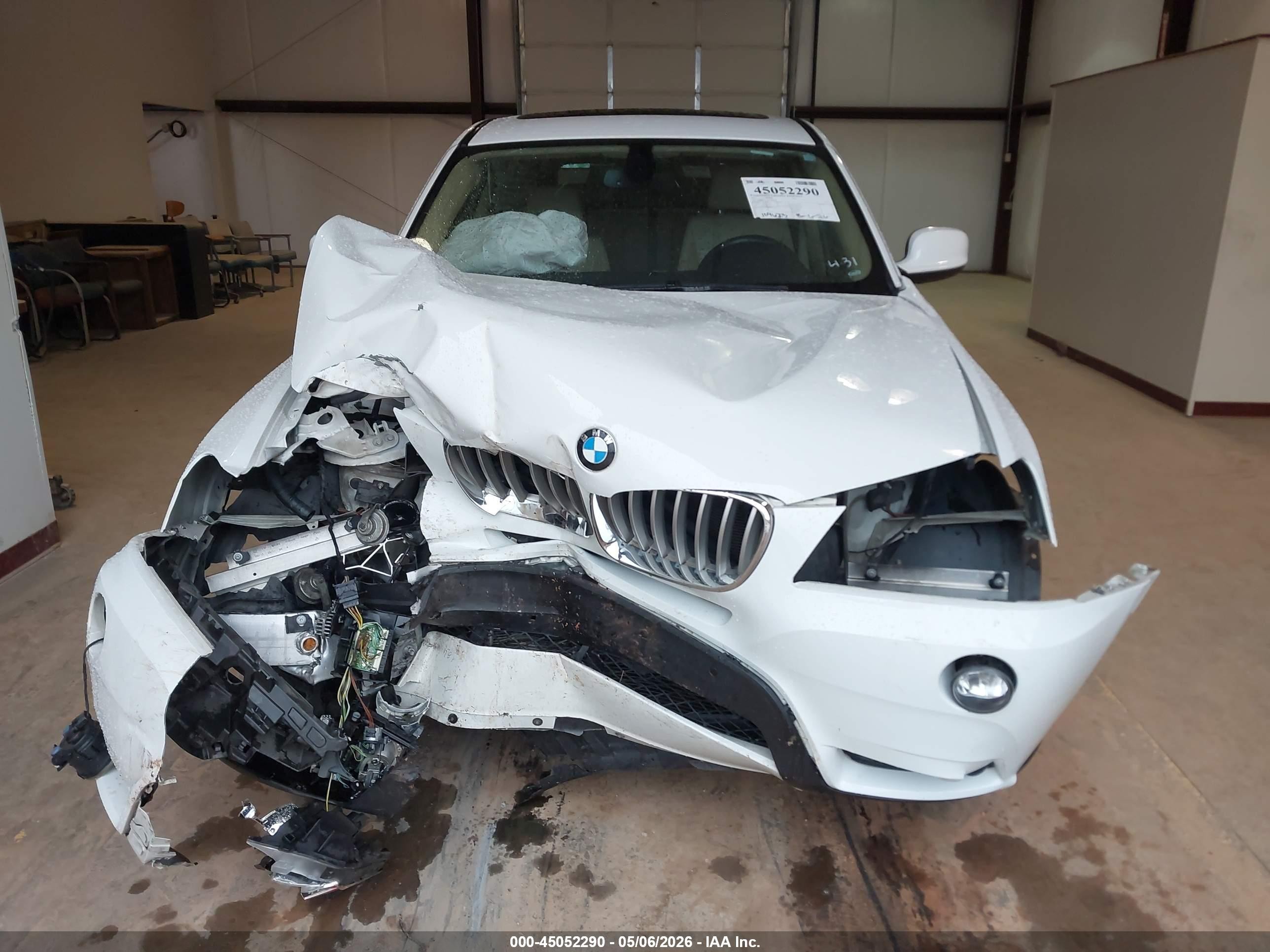 2012 Bmw X3 Xdrive28i White vin: 5UXWX5C59CL724670