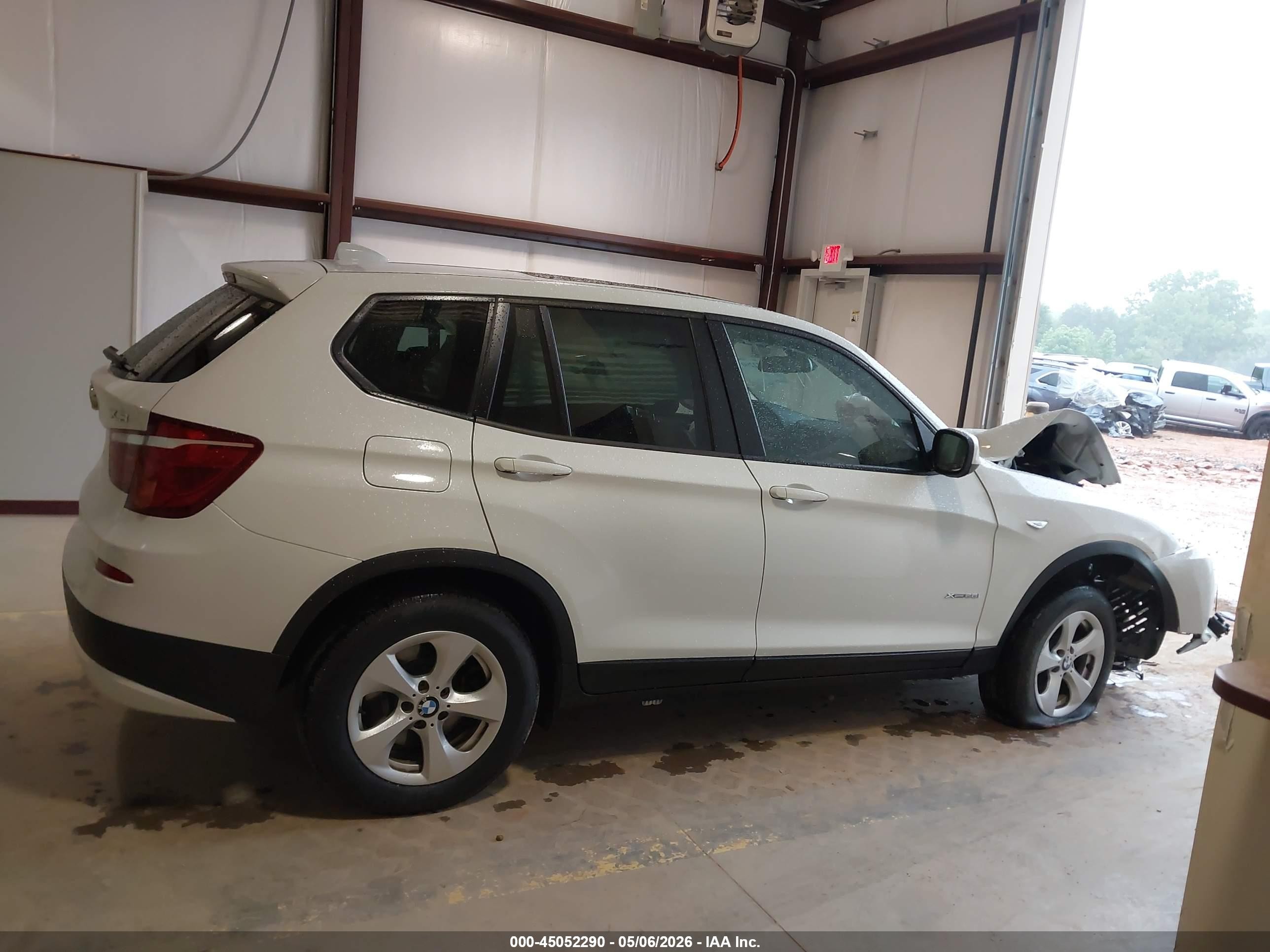 2012 Bmw X3 Xdrive28i White vin: 5UXWX5C59CL724670