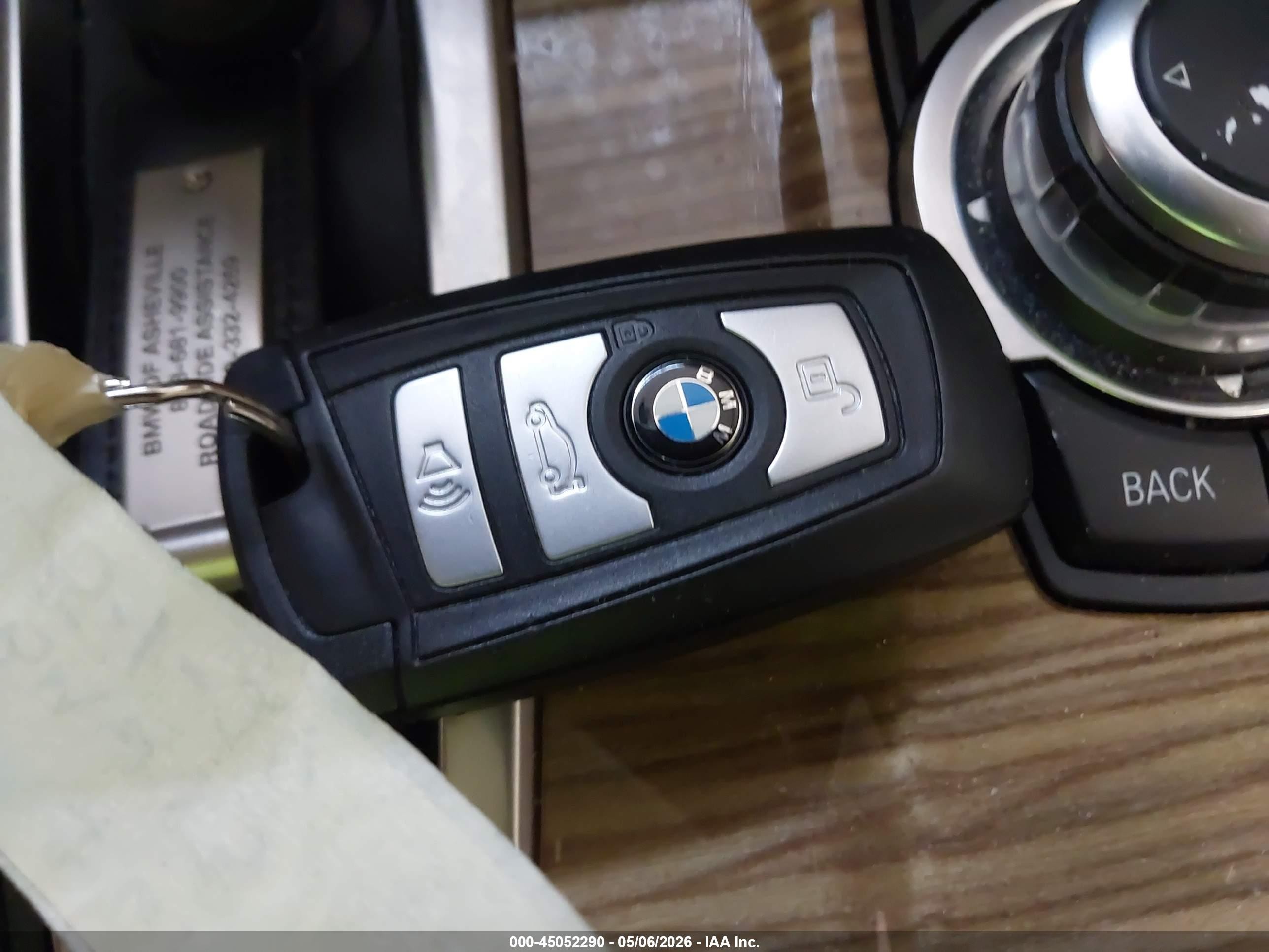 2012 Bmw X3 Xdrive28i White vin: 5UXWX5C59CL724670