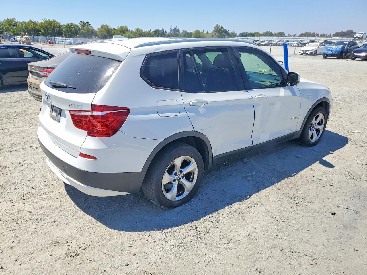 2012 Bmw X3 Xdrive28i White vin: 5UXWX5C59CL728640