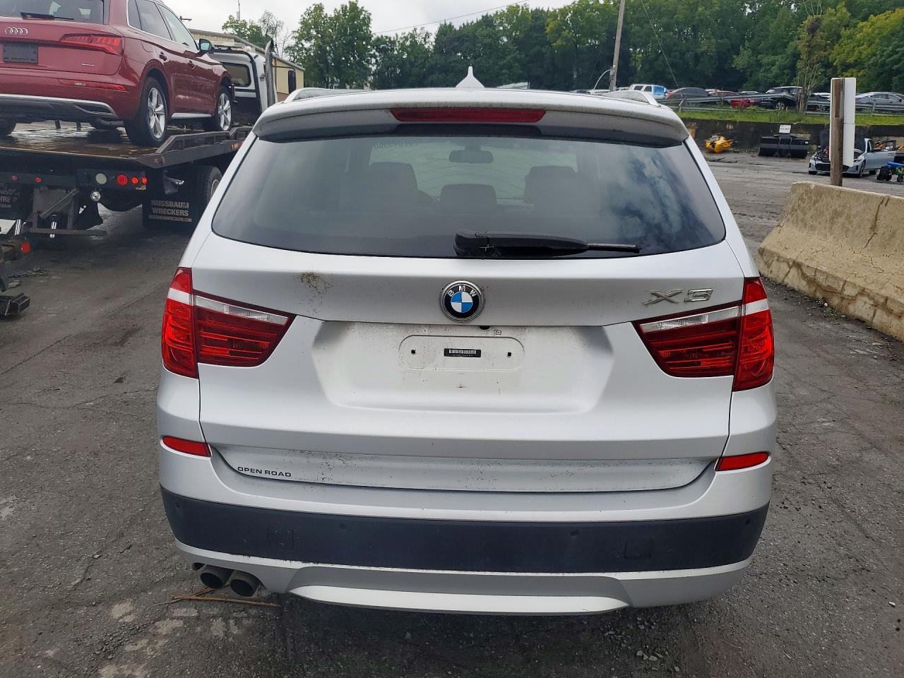 2011 Bmw X3 Xdrive28i Silver vin: 5UXWX5C5XBL701929