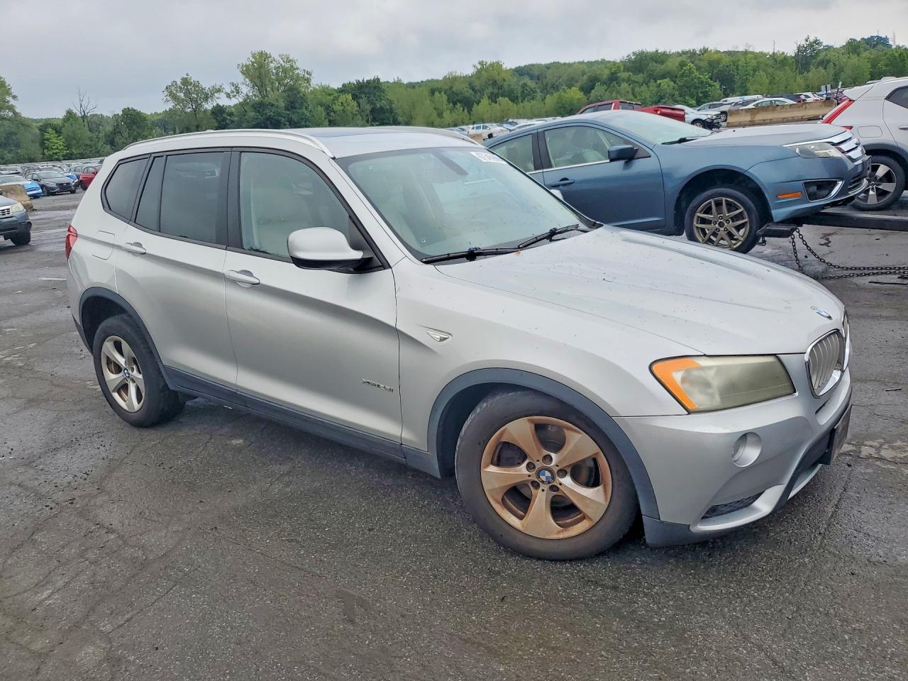 2011 Bmw X3 Xdrive28i Silver vin: 5UXWX5C5XBL701929
