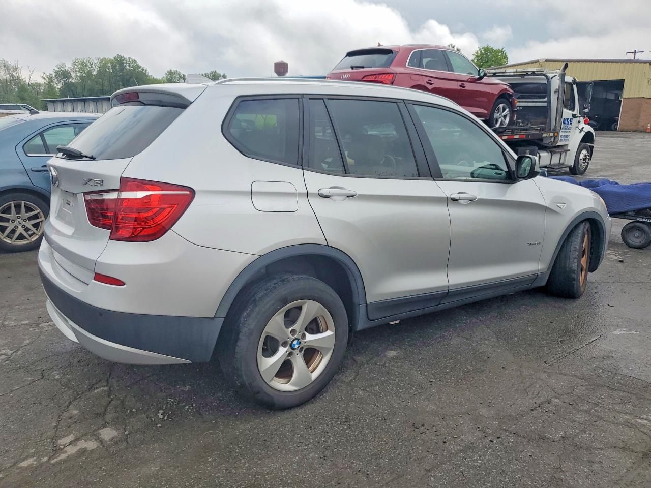 2011 Bmw X3 Xdrive28i Silver vin: 5UXWX5C5XBL701929