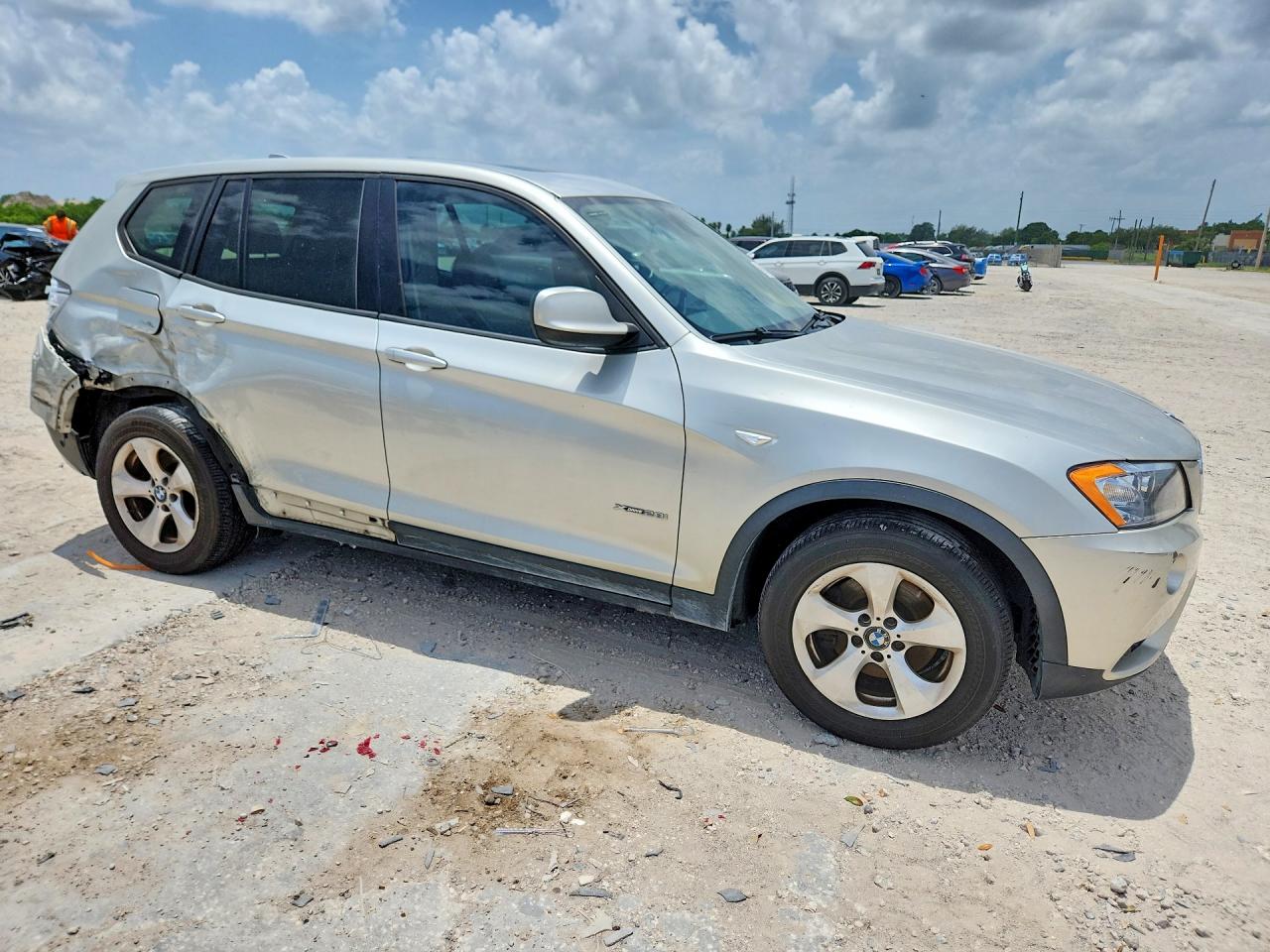 2011 Bmw X3 Xdrive28i Silver vin: 5UXWX5C5XBL705124