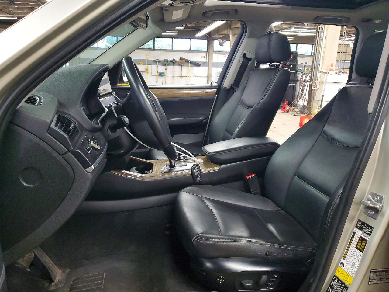 2012 Bmw X3 Xdrive28i Серебряный vin: 5UXWX5C5XCL723690