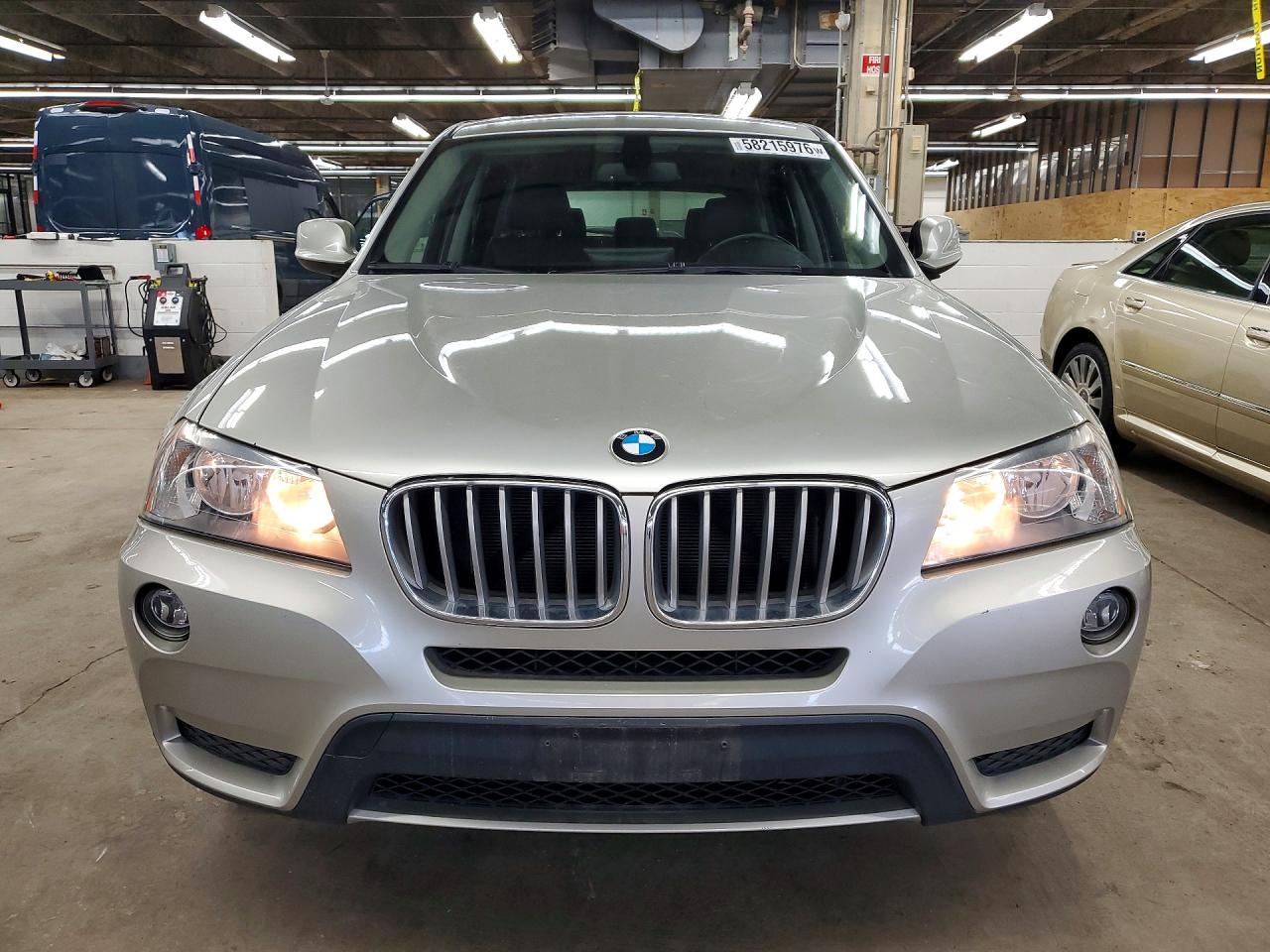 2012 Bmw X3 Xdrive28i Серебряный vin: 5UXWX5C5XCL723690