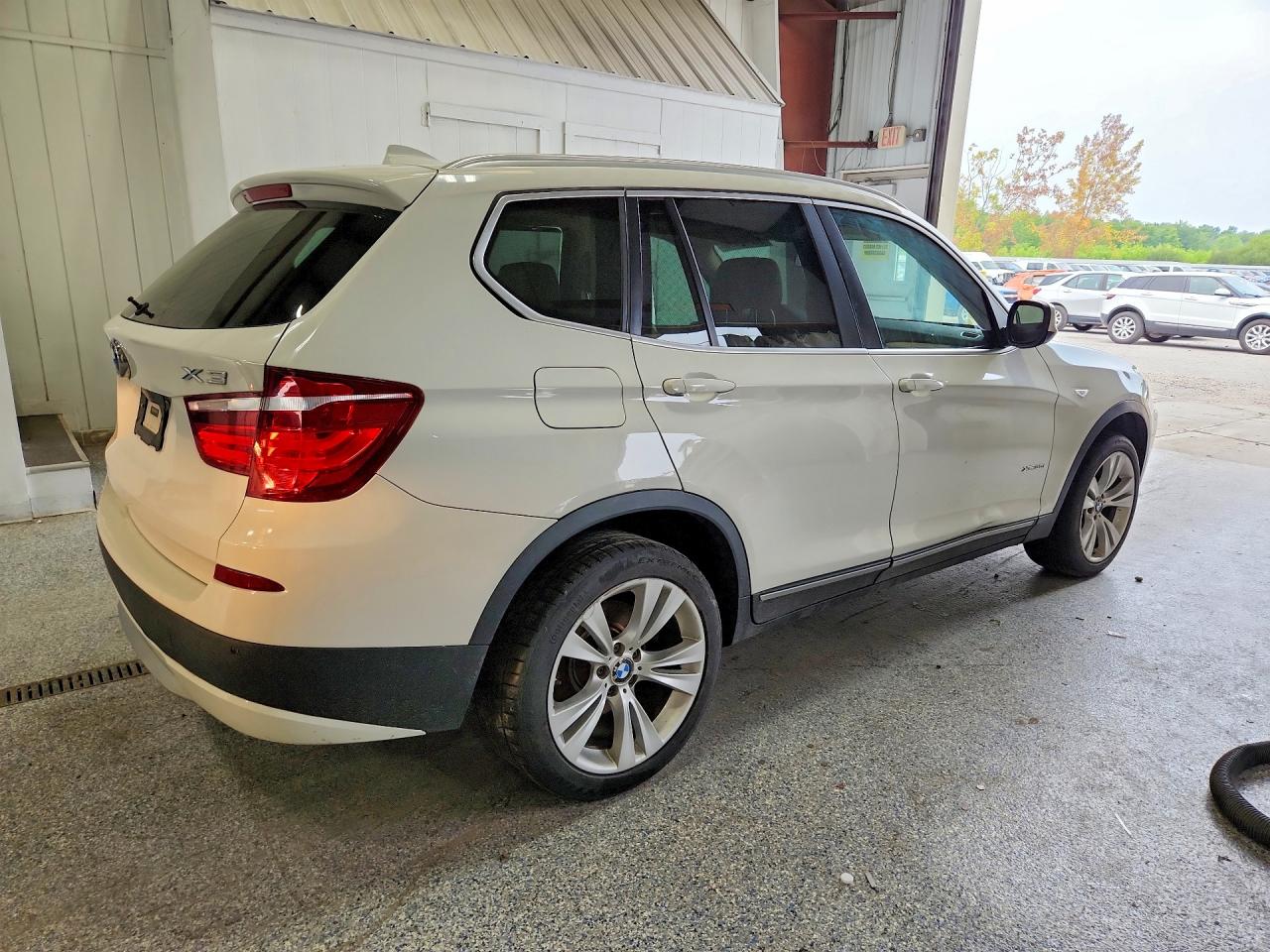 2011 Bmw X3 Xdrive35i White vin: 5UXWX7C50BLT78082