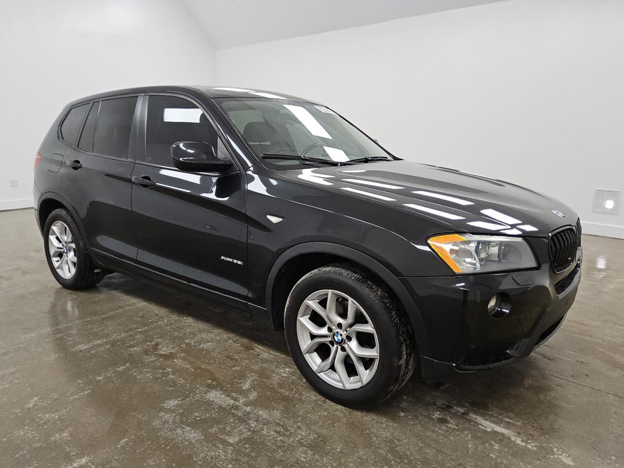 2014 Bmw X3 Xdrive35i Black vin: 5UXWX7C54E0E79165 Damage: Right Front Fender, Multiple Scratches Heavy, 2