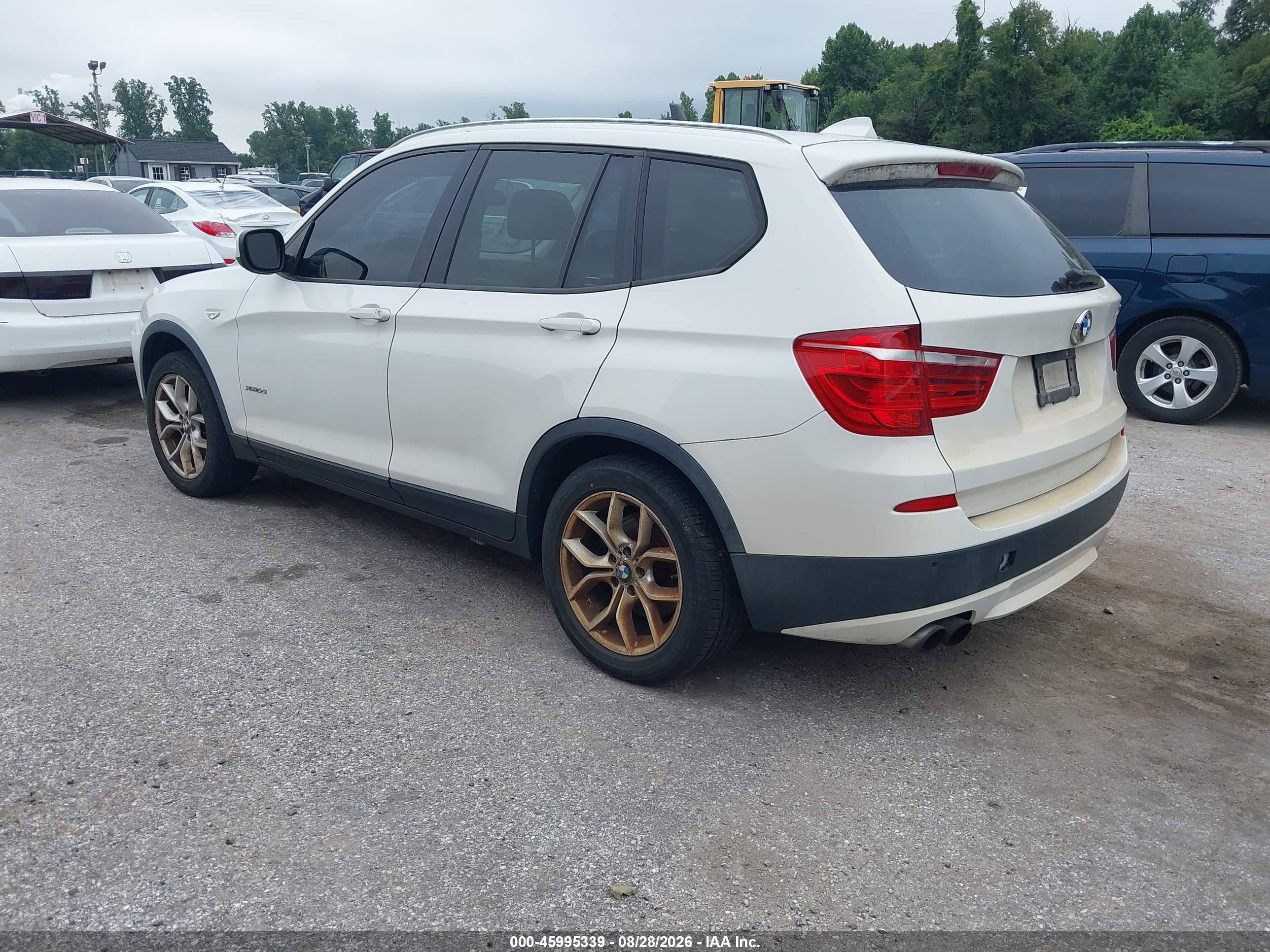 2011 Bmw X3 Xdrive35i Белый vin: 5UXWX7C55BL734929