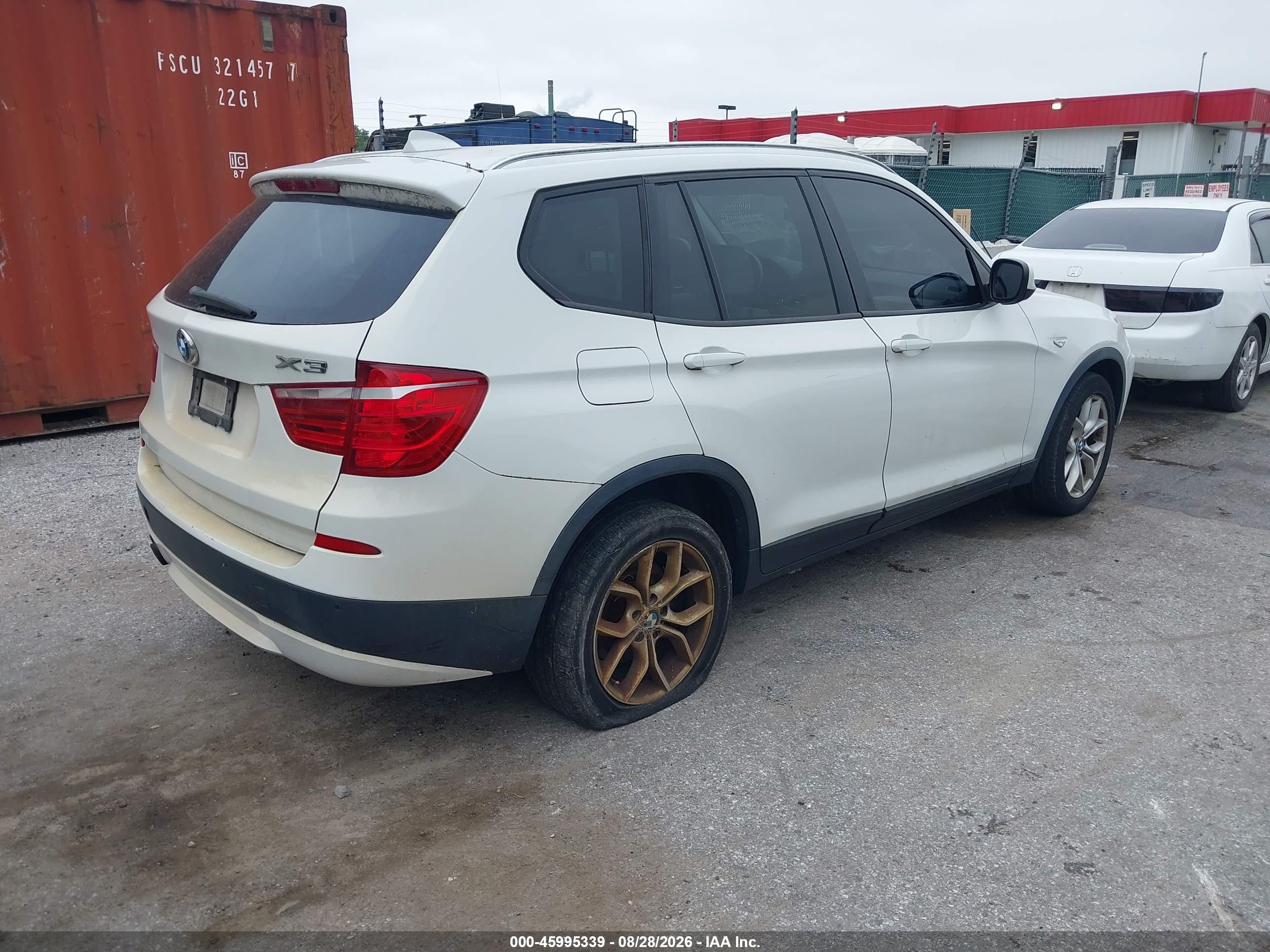 2011 Bmw X3 Xdrive35i Белый vin: 5UXWX7C55BL734929
