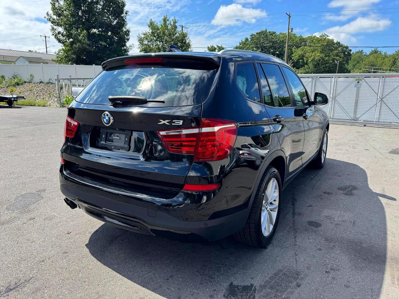 2017 Bmw X3 Xdrive28i Черный vin: 5UXWX9C30H0W68066