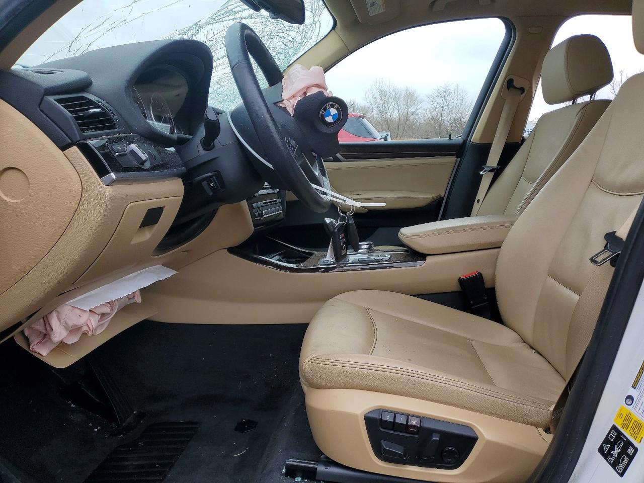 2017 Bmw X3 Xdrive28i Белый vin: 5UXWX9C38H0T17471