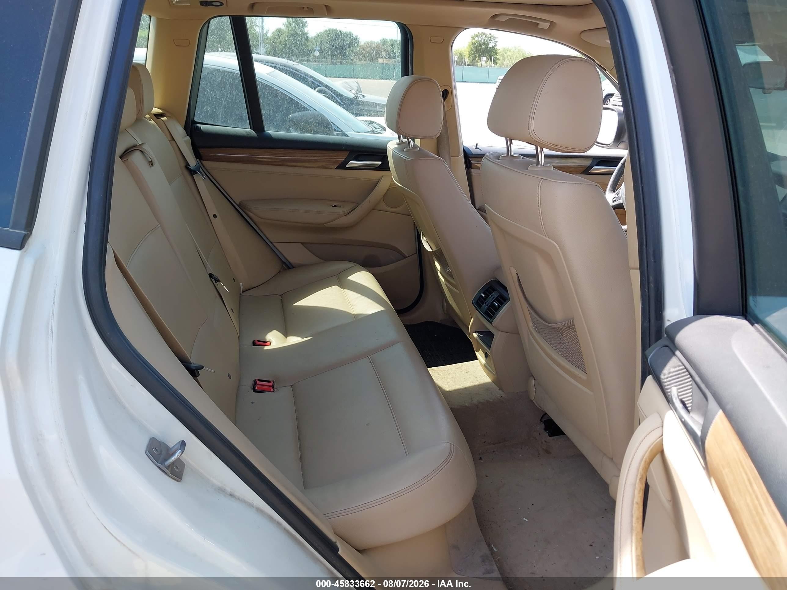 2013 Bmw X3 Xdrive28i Белый vin: 5UXWX9C50D0A26428