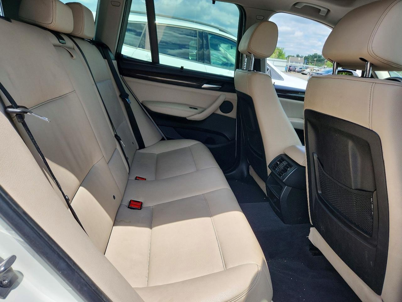2013 Bmw X3 Xdrive28i White vin: 5UXWX9C50D0A27109