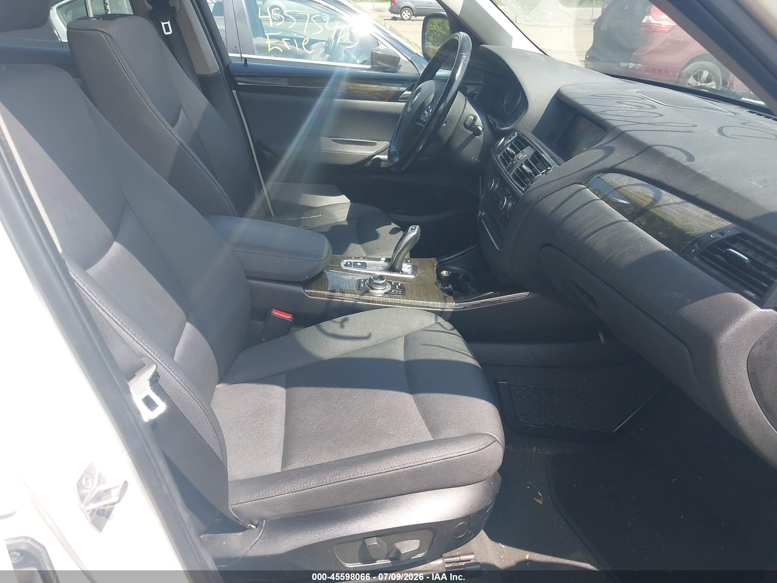 2014 Bmw X3 Xdrive28i White vin: 5UXWX9C50E0D14290