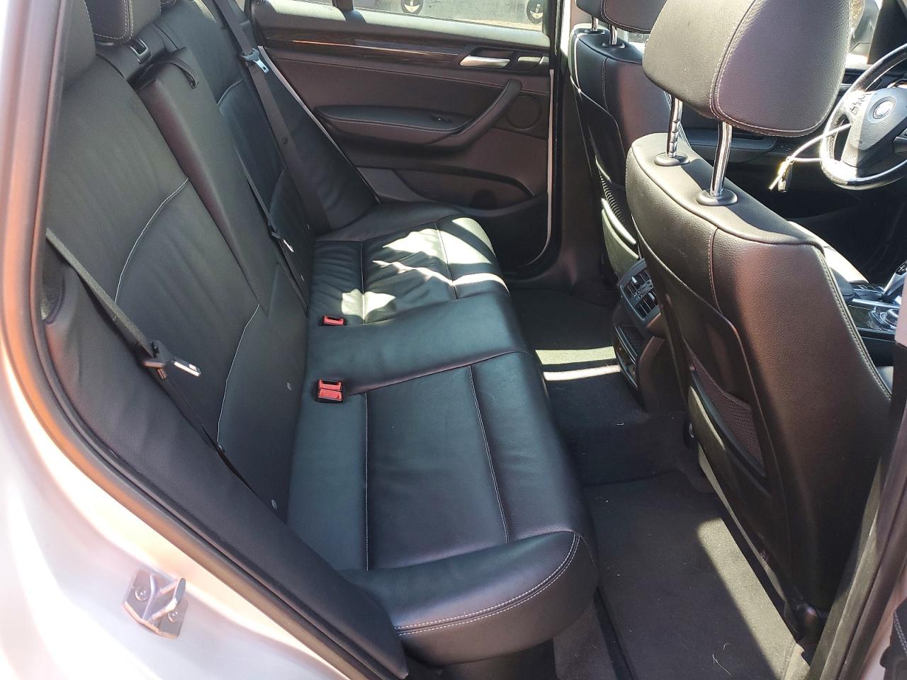 2014 Bmw X3 Xdrive28i Серебряный vin: 5UXWX9C50E0D35625