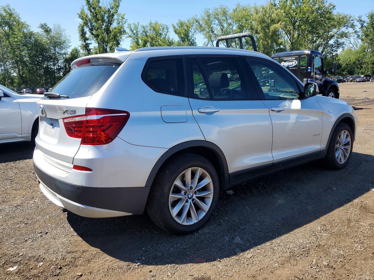 2014 Bmw X3 Xdrive28i Серебряный vin: 5UXWX9C50E0D35625