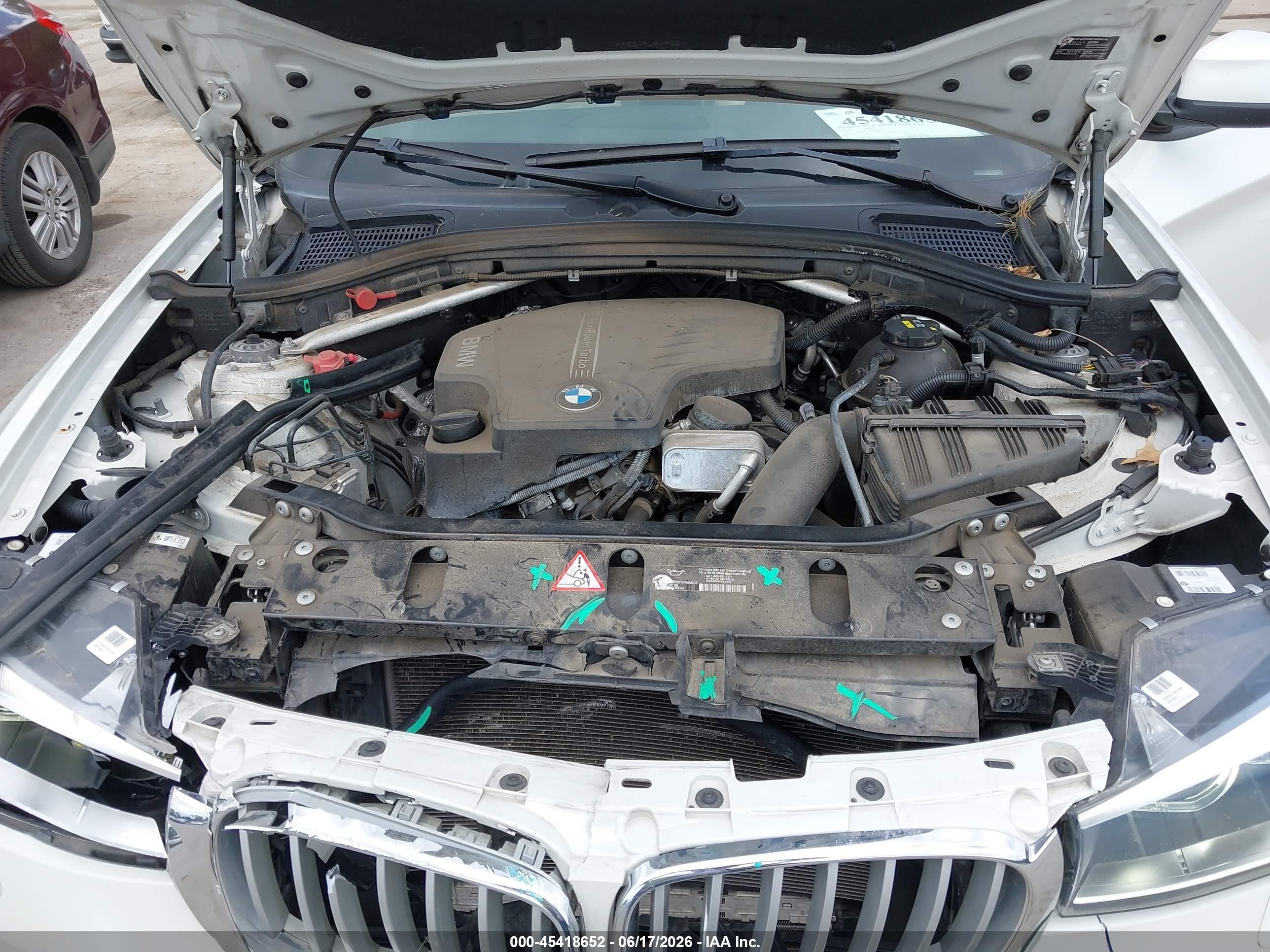 2015 Bmw X3 Xdrive28i White vin: 5UXWX9C50F0D56024