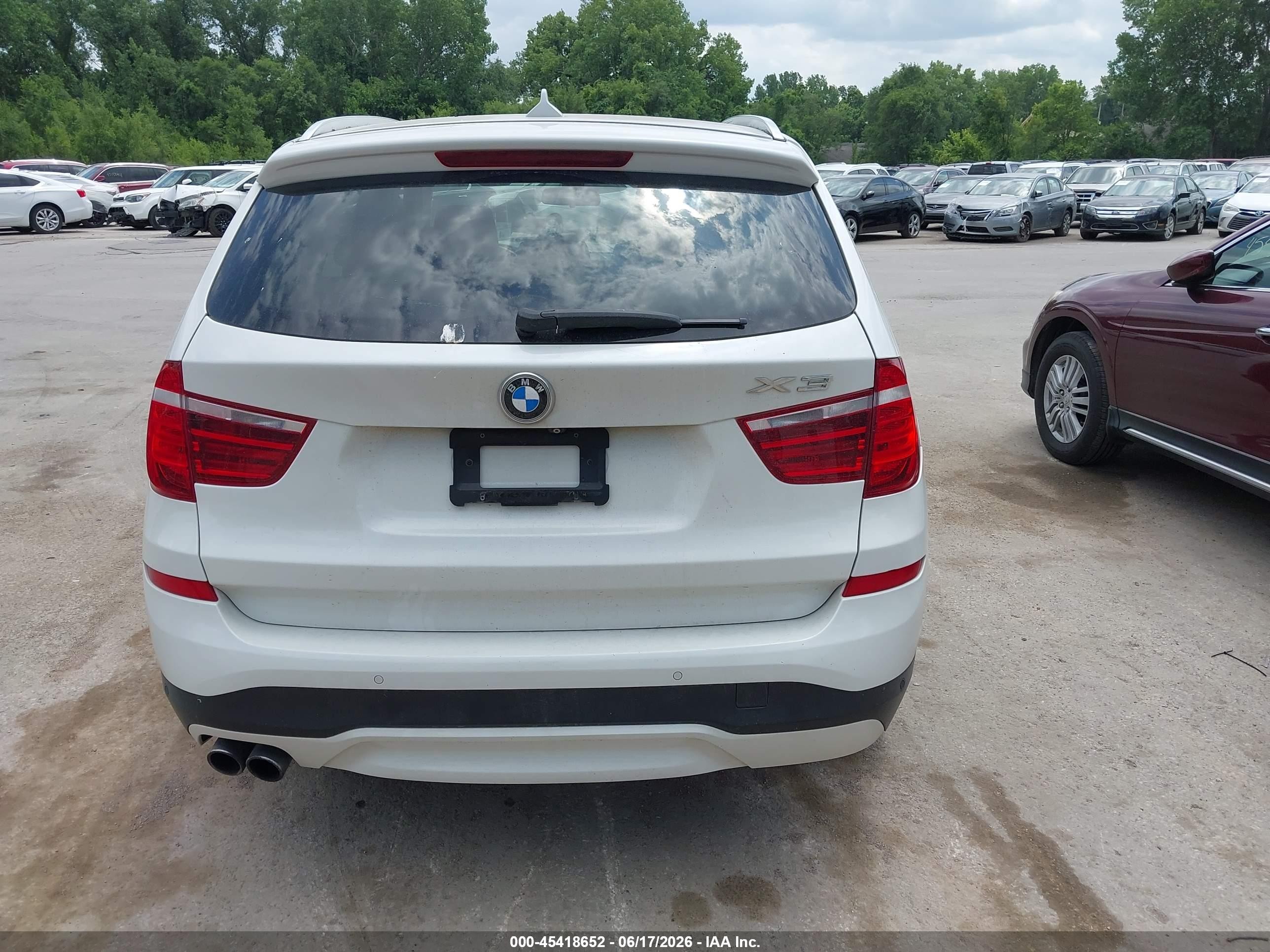 2015 Bmw X3 Xdrive28i White vin: 5UXWX9C50F0D56024