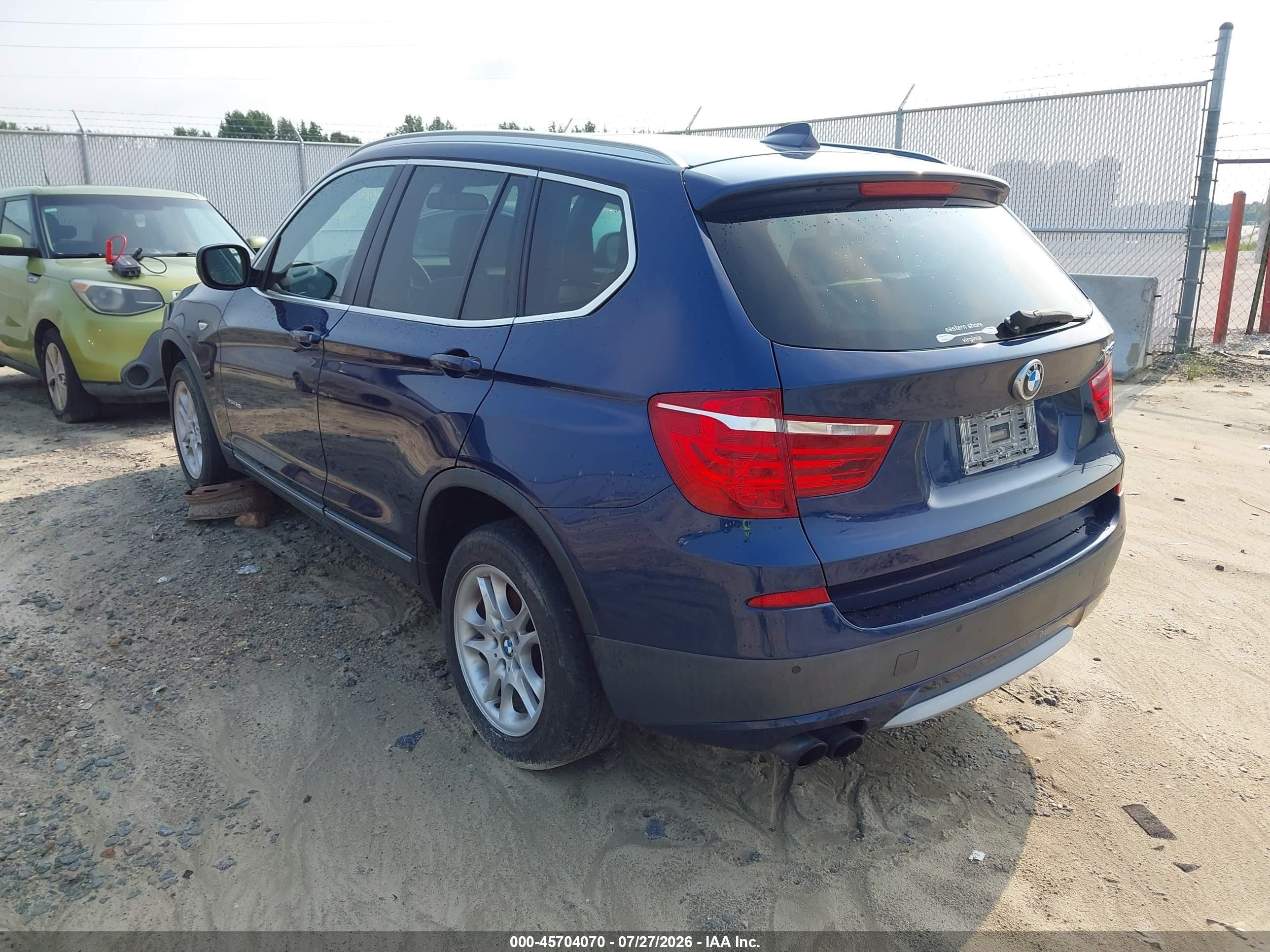 2013 Bmw X3 Xdrive28i Blue vin: 5UXWX9C51D0A11923