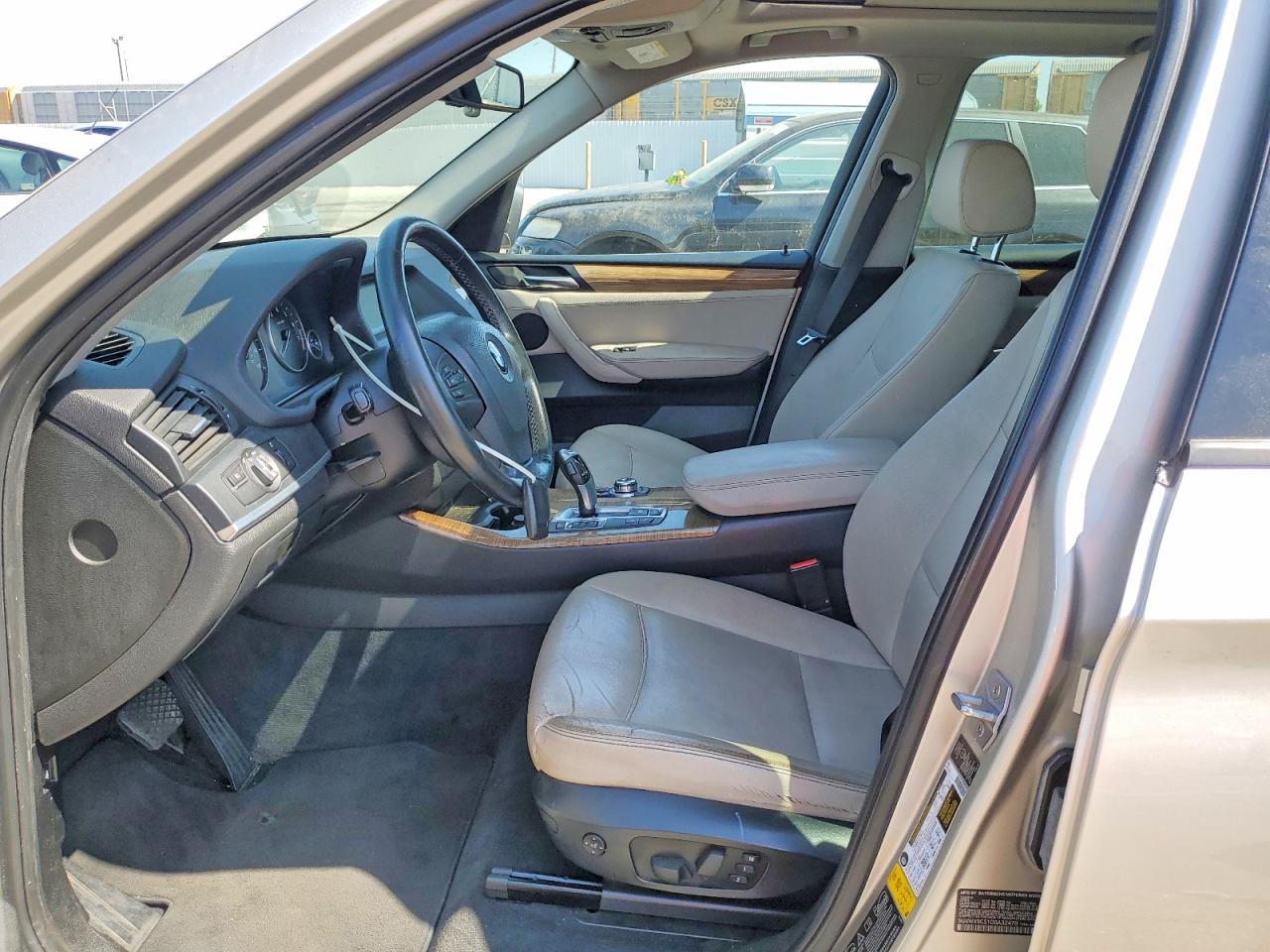 2013 Bmw X3 Xdrive28i Серебряный vin: 5UXWX9C51D0A32478