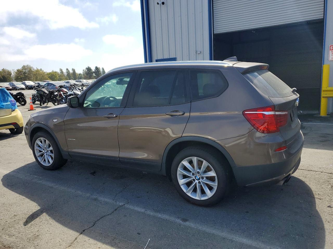 2013 Bmw X3 Xdrive28i Brown vin: 5UXWX9C51D0D04172