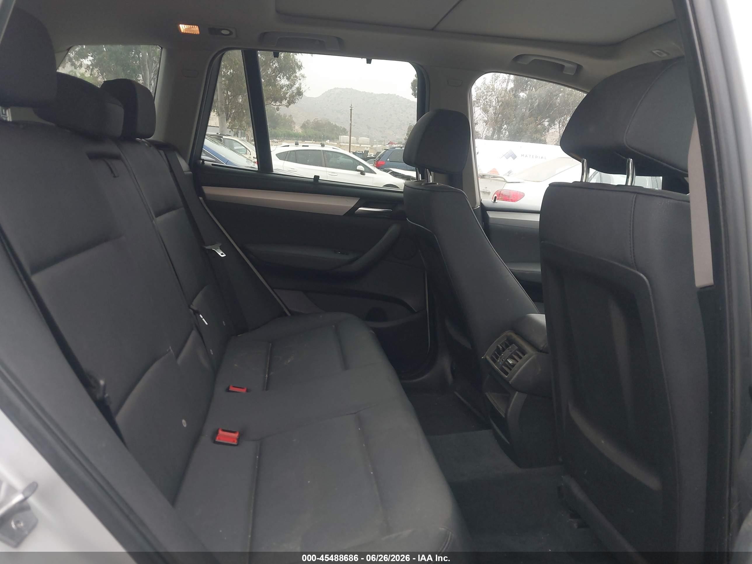 2013 Bmw X3 Xdrive28i Silver vin: 5UXWX9C51D0D06407