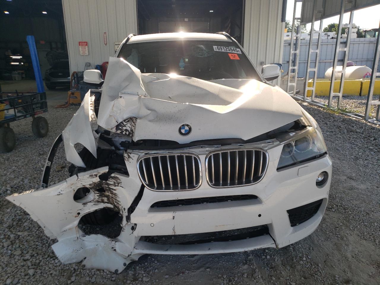 2014 Bmw X3 Xdrive28i Белый vin: 5UXWX9C51E0D24276